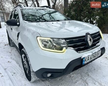 Белый Рено Дастер, объемом двигателя 1.5 л и пробегом 211 тыс. км за 14000 $, фото 1 на Automoto.ua