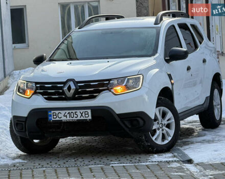 Белый Рено Дастер, объемом двигателя 1.46 л и пробегом 176 тыс. км за 14850 $, фото 1 на Automoto.ua