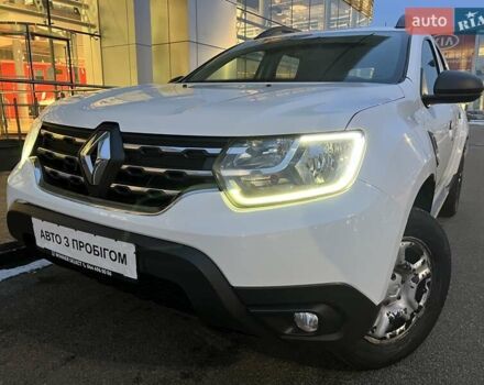 Белый Рено Дастер, объемом двигателя 1.5 л и пробегом 170 тыс. км за 16199 $, фото 1 на Automoto.ua