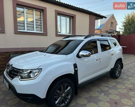 Белый Рено Дастер, объемом двигателя 1.5 л и пробегом 99 тыс. км за 16800 $, фото 1 на Automoto.ua