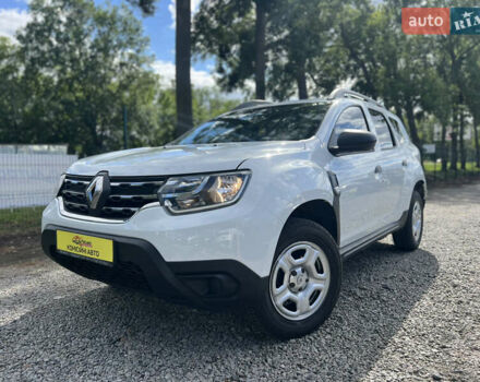 Белый Рено Дастер, объемом двигателя 1.6 л и пробегом 156 тыс. км за 12800 $, фото 1 на Automoto.ua