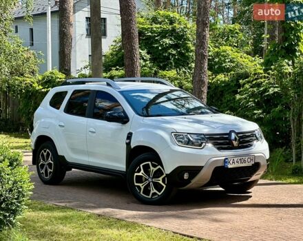 Белый Рено Дастер, объемом двигателя 1.5 л и пробегом 131 тыс. км за 16950 $, фото 1 на Automoto.ua