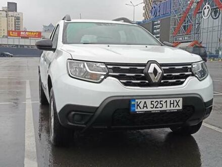 Белый Рено Дастер, объемом двигателя 1.6 л и пробегом 45 тыс. км за 14950 $, фото 1 на Automoto.ua