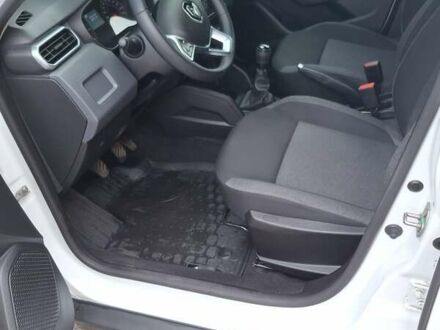 Белый Рено Дастер, объемом двигателя 1.5 л и пробегом 25 тыс. км за 17800 $, фото 1 на Automoto.ua