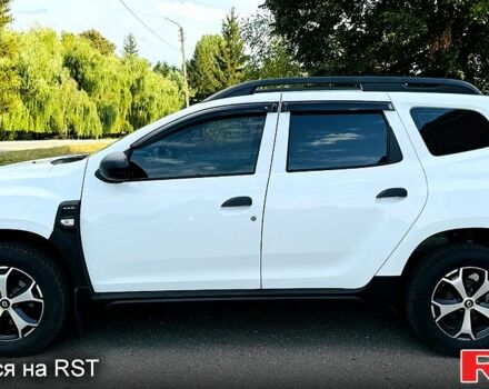 Белый Рено Дастер, объемом двигателя 1.5 л и пробегом 27 тыс. км за 22500 $, фото 1 на Automoto.ua