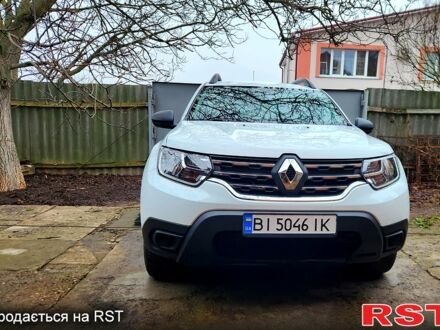 Белый Рено Дастер, объемом двигателя 1.6 л и пробегом 5600 тыс. км за 16800 $, фото 1 на Automoto.ua