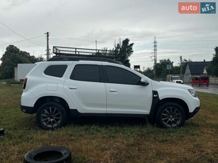 Білий Рено Дастер, об'ємом двигуна 1.5 л та пробігом 102 тис. км за 18500 $, фото 1 на Automoto.ua