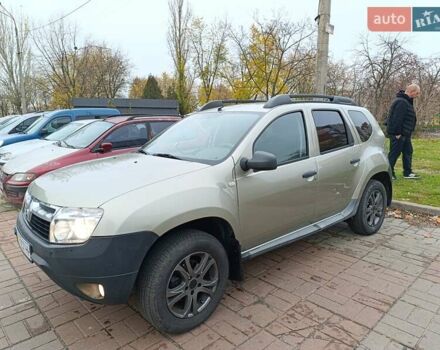 Бежевий Рено Дастер, об'ємом двигуна 1.6 л та пробігом 66 тис. км за 10000 $, фото 4 на Automoto.ua