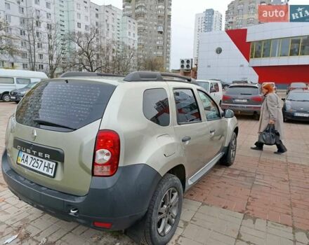 Бежевий Рено Дастер, об'ємом двигуна 1.6 л та пробігом 66 тис. км за 10000 $, фото 3 на Automoto.ua