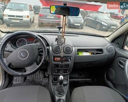 Бежевий Рено Дастер, об'ємом двигуна 1.6 л та пробігом 66 тис. км за 10000 $, фото 13 на Automoto.ua