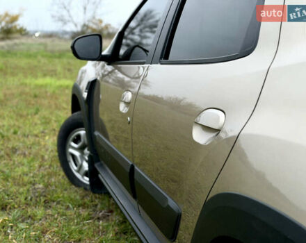 Бежевый Рено Дастер, объемом двигателя 1.46 л и пробегом 188 тыс. км за 15000 $, фото 25 на Automoto.ua