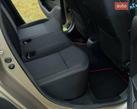 Бежевый Рено Дастер, объемом двигателя 1.5 л и пробегом 191 тыс. км за 12900 $, фото 20 на Automoto.ua