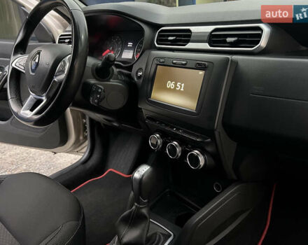 Бежевый Рено Дастер, объемом двигателя 1.5 л и пробегом 188 тыс. км за 15500 $, фото 10 на Automoto.ua