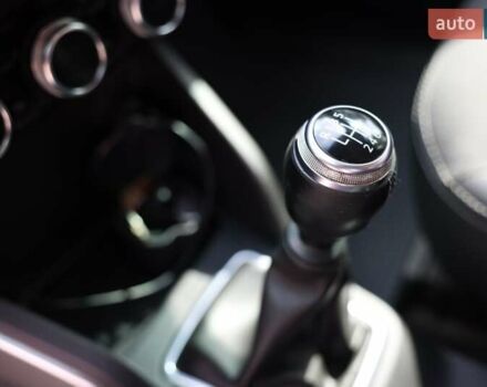 Бежевий Рено Дастер, об'ємом двигуна 1.6 л та пробігом 160 тис. км за 16800 $, фото 42 на Automoto.ua