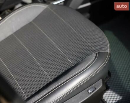 Бежевий Рено Дастер, об'ємом двигуна 1.6 л та пробігом 160 тис. км за 16800 $, фото 5 на Automoto.ua