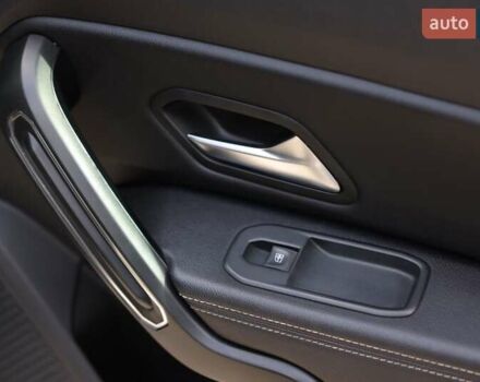 Бежевий Рено Дастер, об'ємом двигуна 1.6 л та пробігом 160 тис. км за 16800 $, фото 16 на Automoto.ua