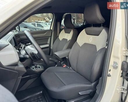 Бежевый Рено Дастер, объемом двигателя 1.33 л и пробегом 15 тыс. км за 25265 $, фото 12 на Automoto.ua