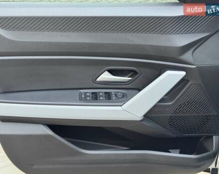 Бежевый Рено Дастер, объемом двигателя 1.33 л и пробегом 15 тыс. км за 25265 $, фото 10 на Automoto.ua