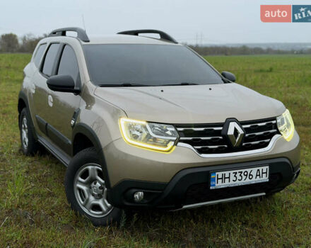 Бежевый Рено Дастер, объемом двигателя 1.46 л и пробегом 188 тыс. км за 15000 $, фото 1 на Automoto.ua