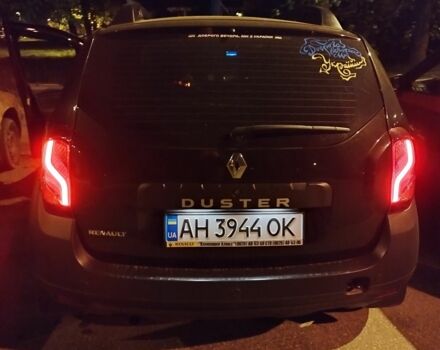 Черный Рено Дастер, объемом двигателя 1.5 л и пробегом 100 тыс. км за 10700 $, фото 7 на Automoto.ua