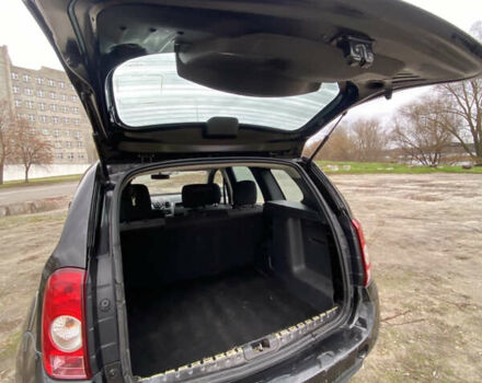 Чорний Рено Дастер, об'ємом двигуна 1.6 л та пробігом 283 тис. км за 6800 $, фото 13 на Automoto.ua