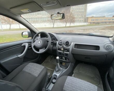 Черный Рено Дастер, объемом двигателя 1.6 л и пробегом 282 тыс. км за 6800 $, фото 14 на Automoto.ua