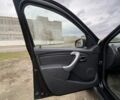 Черный Рено Дастер, объемом двигателя 1.6 л и пробегом 282 тыс. км за 6800 $, фото 8 на Automoto.ua