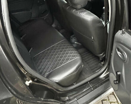 Черный Рено Дастер, объемом двигателя 1.46 л и пробегом 171 тыс. км за 8900 $, фото 6 на Automoto.ua