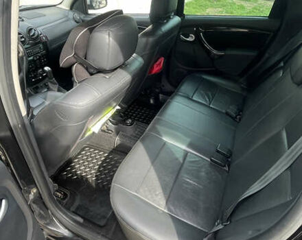 Черный Рено Дастер, объемом двигателя 1.6 л и пробегом 84 тыс. км за 9000 $, фото 9 на Automoto.ua