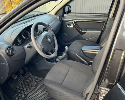 Чорний Рено Дастер, об'ємом двигуна 1.6 л та пробігом 92 тис. км за 8900 $, фото 18 на Automoto.ua