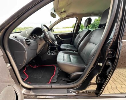 Рено Дастер 2012 в Луцке на Automoto.ua Черный Рено Дастер, объемом двигателя 1.6 л и пробегом 224 тыс. км за 9700 $, фото 9 на Automoto.ua