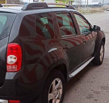 Черный Рено Дастер, объемом двигателя 2 л и пробегом 223 тыс. км за 10500 $, фото 7 на Automoto.ua