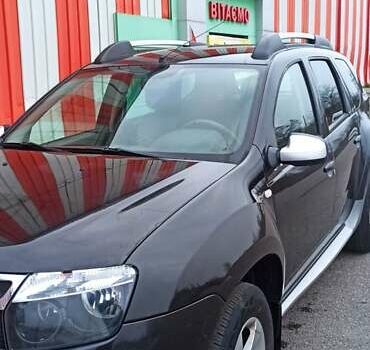 Черный Рено Дастер, объемом двигателя 2 л и пробегом 223 тыс. км за 10500 $, фото 4 на Automoto.ua