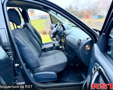 Черный Рено Дастер, объемом двигателя 1.5 л и пробегом 73 тыс. км за 12300 $, фото 8 на Automoto.ua