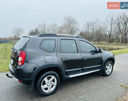 Черный Рено Дастер, объемом двигателя 1.5 л и пробегом 73 тыс. км за 12300 $, фото 4 на Automoto.ua