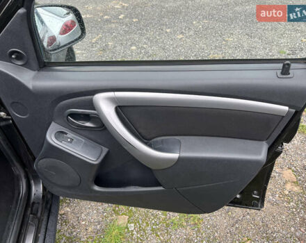 Черный Рено Дастер, объемом двигателя 1.46 л и пробегом 198 тыс. км за 7999 $, фото 17 на Automoto.ua