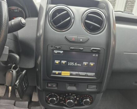 Чорний Рено Дастер, об'ємом двигуна 1.6 л та пробігом 71 тис. км за 11750 $, фото 11 на Automoto.ua