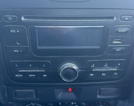 Черный Рено Дастер, объемом двигателя 1.5 л и пробегом 205 тыс. км за 8300 $, фото 7 на Automoto.ua