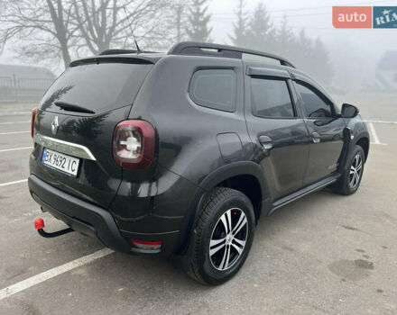 Черный Рено Дастер, объемом двигателя 1.5 л и пробегом 77 тыс. км за 15400 $, фото 8 на Automoto.ua