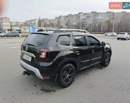 Черный Рено Дастер, объемом двигателя 1.6 л и пробегом 50 тыс. км за 15400 $, фото 3 на Automoto.ua