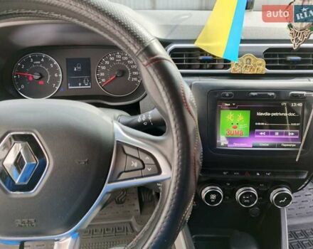 Черный Рено Дастер, объемом двигателя 1.6 л и пробегом 50 тыс. км за 15400 $, фото 13 на Automoto.ua