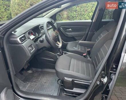 Чорний Рено Дастер, об'ємом двигуна 1.5 л та пробігом 36 тис. км за 21500 $, фото 9 на Automoto.ua