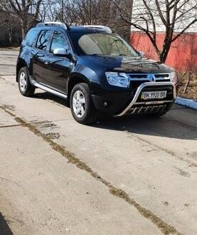 Черный Рено Дастер, объемом двигателя 1.6 л и пробегом 124 тыс. км за 8900 $, фото 1 на Automoto.ua