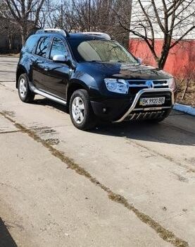 Чорний Рено Дастер, об'ємом двигуна 1.6 л та пробігом 124 тис. км за 8900 $, фото 1 на Automoto.ua