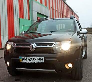 Черный Рено Дастер, объемом двигателя 2 л и пробегом 223 тыс. км за 10500 $, фото 1 на Automoto.ua