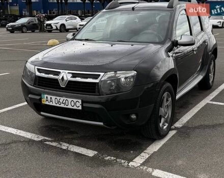 Черный Рено Дастер, объемом двигателя 1.46 л и пробегом 270 тыс. км за 10000 $, фото 1 на Automoto.ua