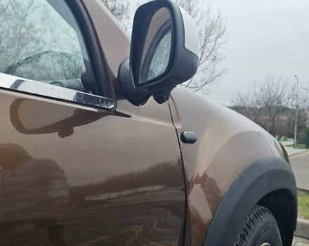 Коричневый Рено Дастер, объемом двигателя 1.6 л и пробегом 213 тыс. км за 11000 $, фото 6 на Automoto.ua