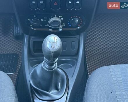 Рено Дастер 2010 в Борисполе на Automoto.ua Коричневый Рено Дастер, объемом двигателя 0 л и пробегом 180 тыс. км за 8200 $, фото 68 на Automoto.ua