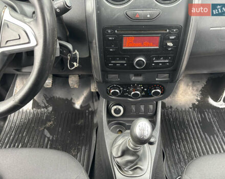 Коричневий Рено Дастер, об'ємом двигуна 1.6 л та пробігом 180 тис. км за 9999 $, фото 12 на Automoto.ua