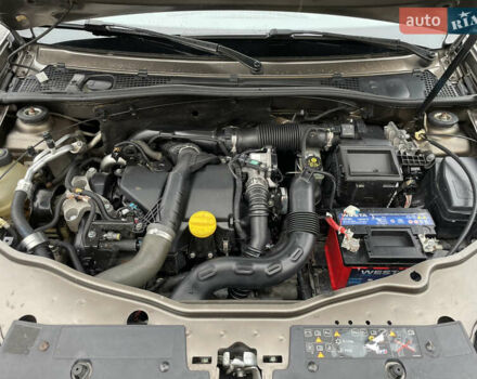 Коричневый Рено Дастер, объемом двигателя 1.46 л и пробегом 198 тыс. км за 9500 $, фото 8 на Automoto.ua